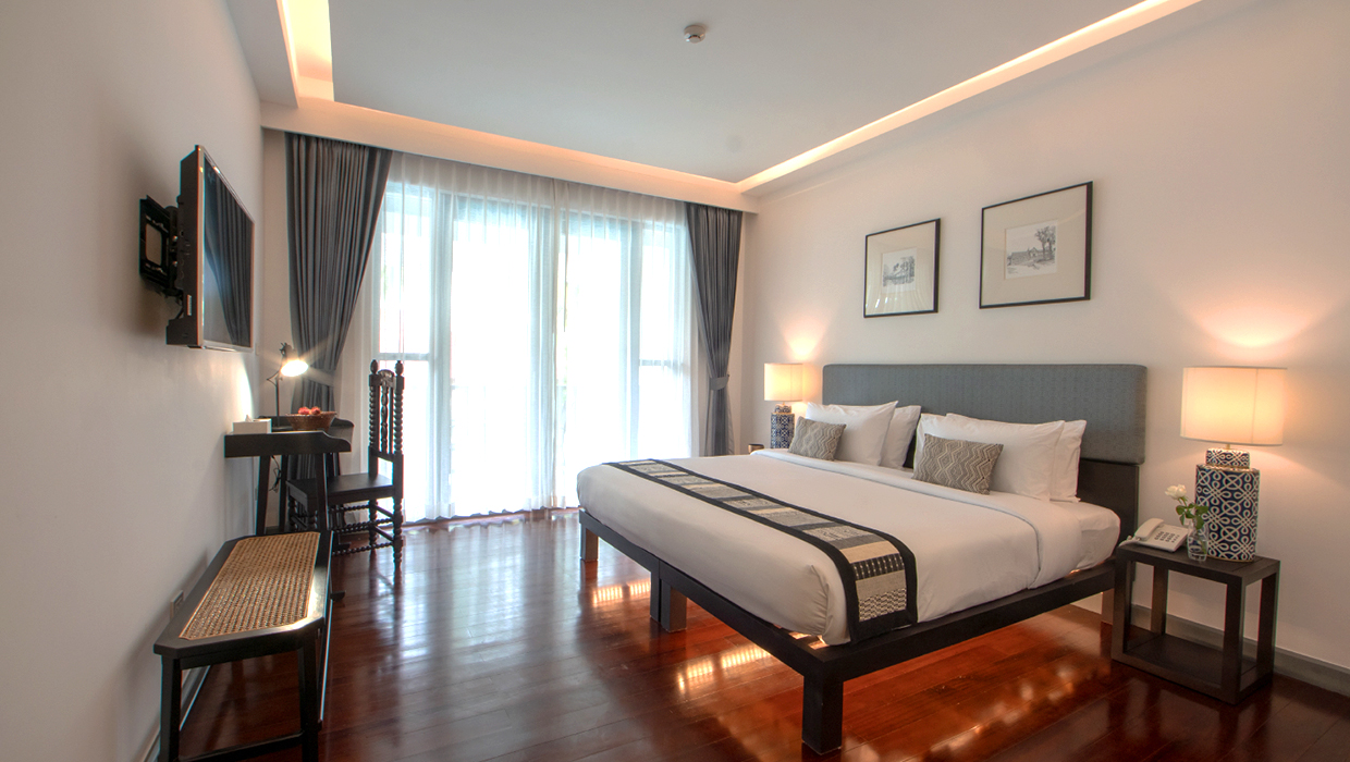 POOL VIEW ROOM